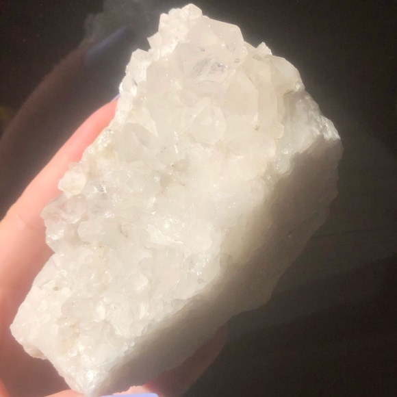 Large Clear Quartz Cluster, Natural Quartz Crystal Stone, Spiritual Hole Decor - Picture 11 of 11